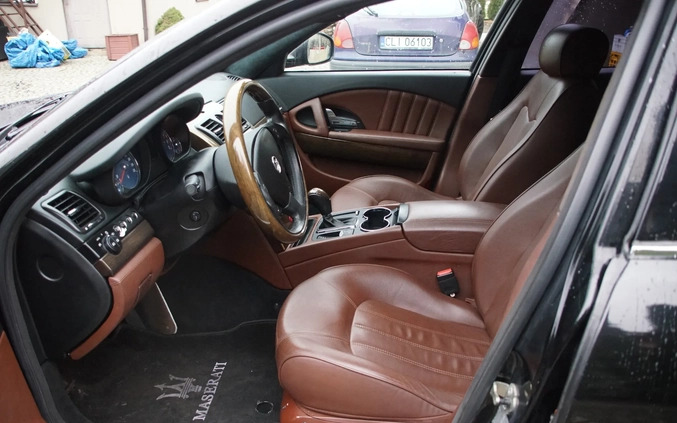 Maserati Quattroporte cena 79000 przebieg: 83000, rok produkcji 2010 z Wołów małe 529